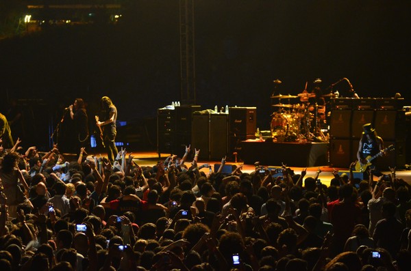 Slash at Byblos International Festival